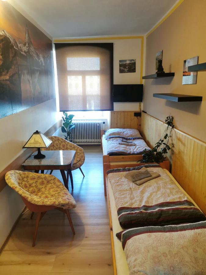 Ferienwohnung U Cerneho Orla Vidnava Exterior foto