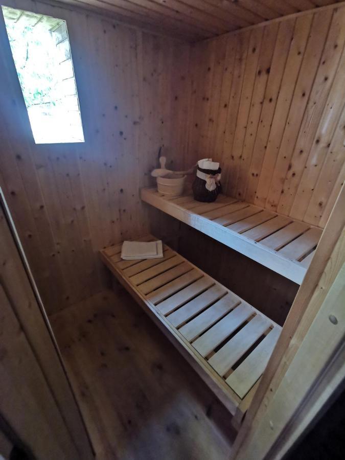 Ferienwohnung U Cerneho Orla Vidnava Exterior foto